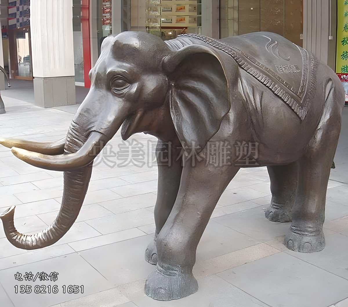 鑄銅庭院門(mén)口招財(cái)大象雕塑